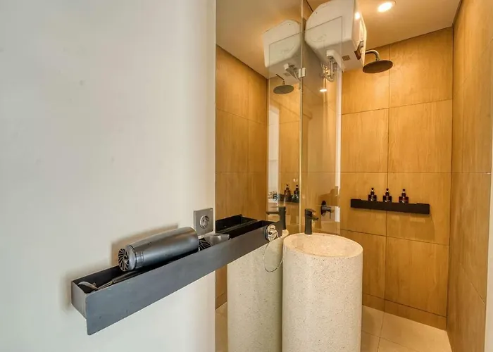 Casa Sol & Luna 1br Escape In Nyang Nyang, Villa